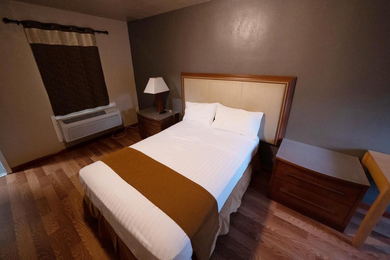 Stay Inn Suite Stockton Exterior foto