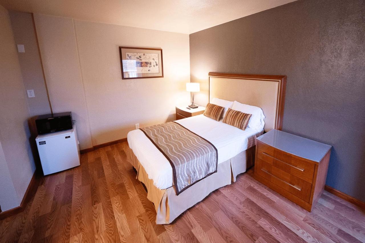 Stay Inn Suite Stockton Exterior foto